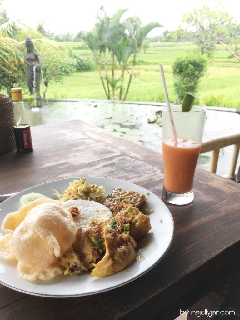 Nasi Campur im Karsa Kafe, Ubud in Bali